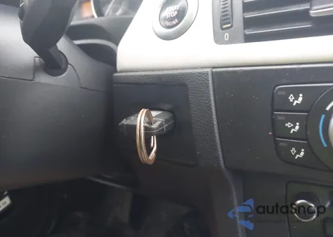 2008 BMW 328Xi z USA, uszkodzony, nr VIN WBAVC93578K044096